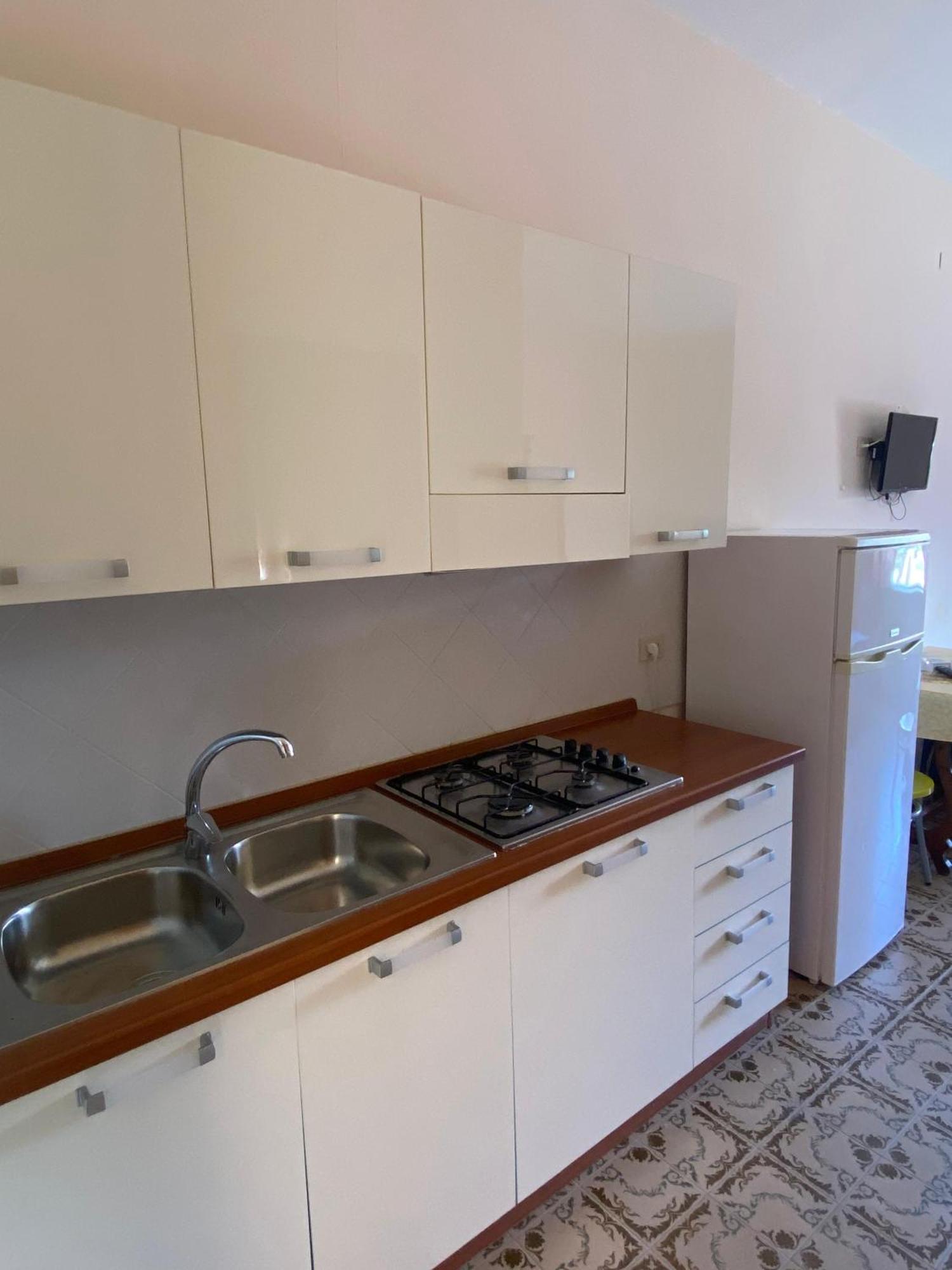 לינה וארוחת בוקר קמפורה סן ג'ובאני Al Torrione מראה חיצוני תמונה